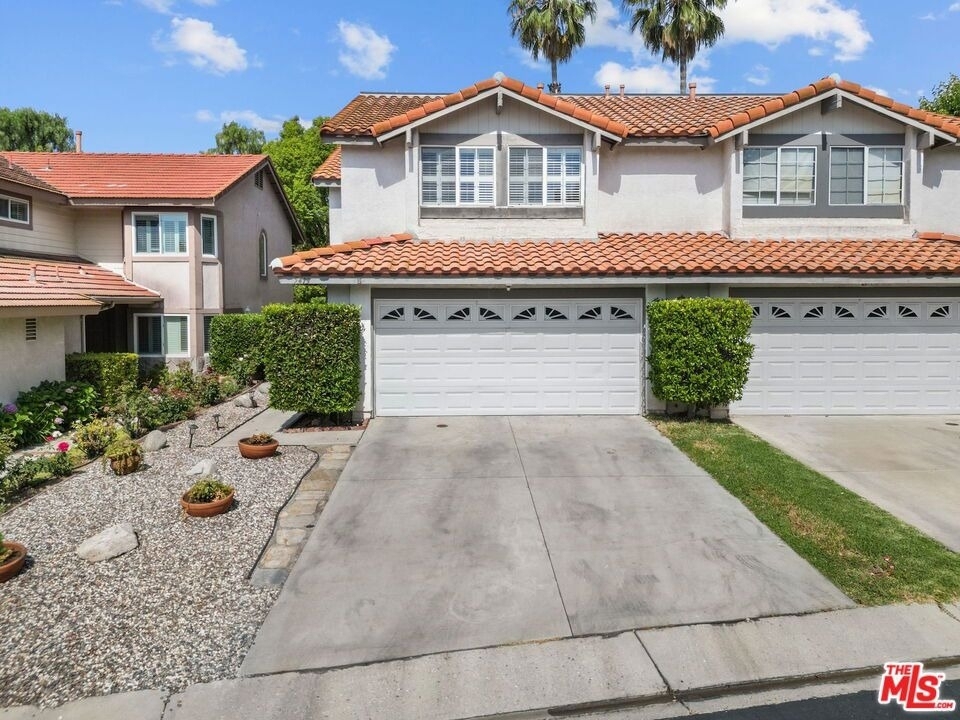 5413 Mark Court - Photo 0
