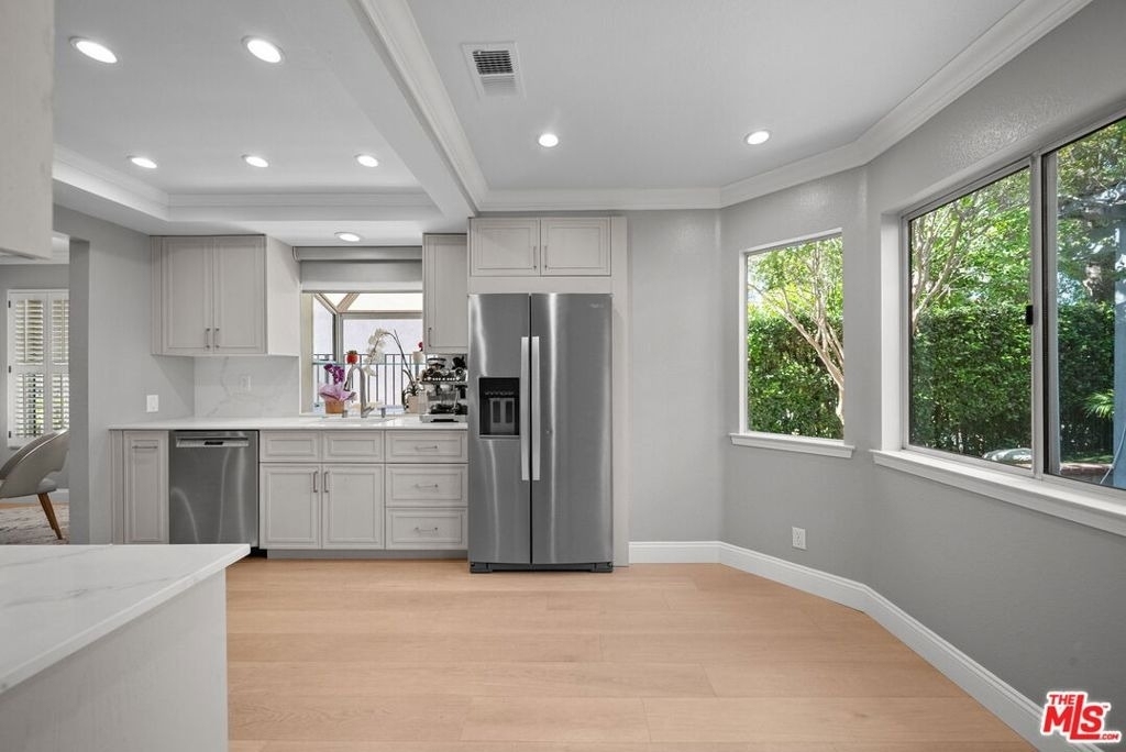 5413 Mark Court - Photo 10