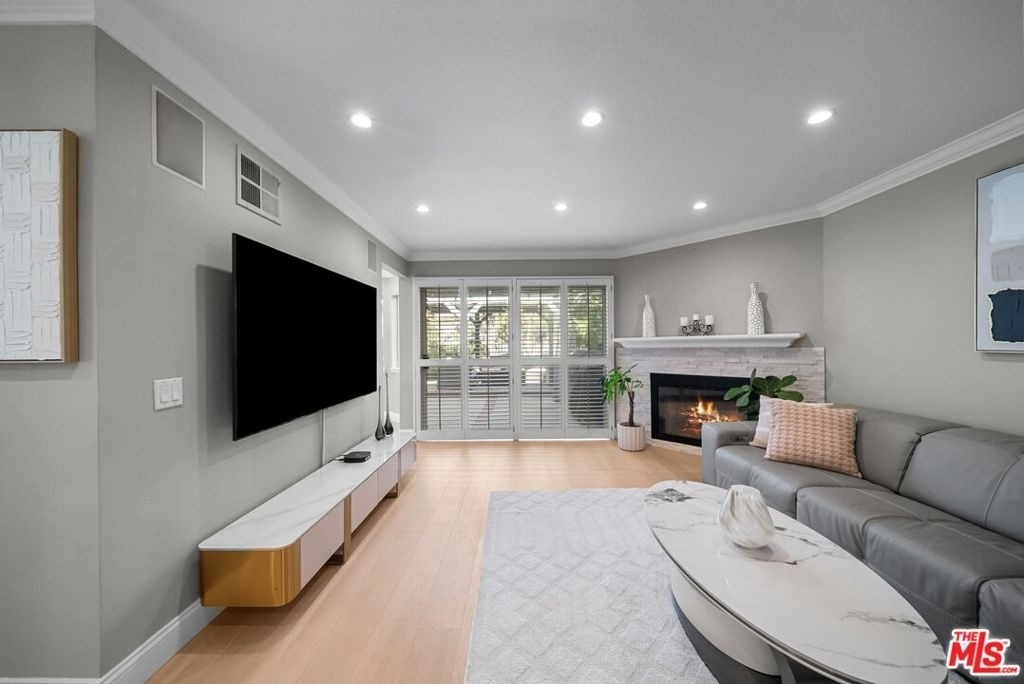 5413 Mark Court - Photo 4