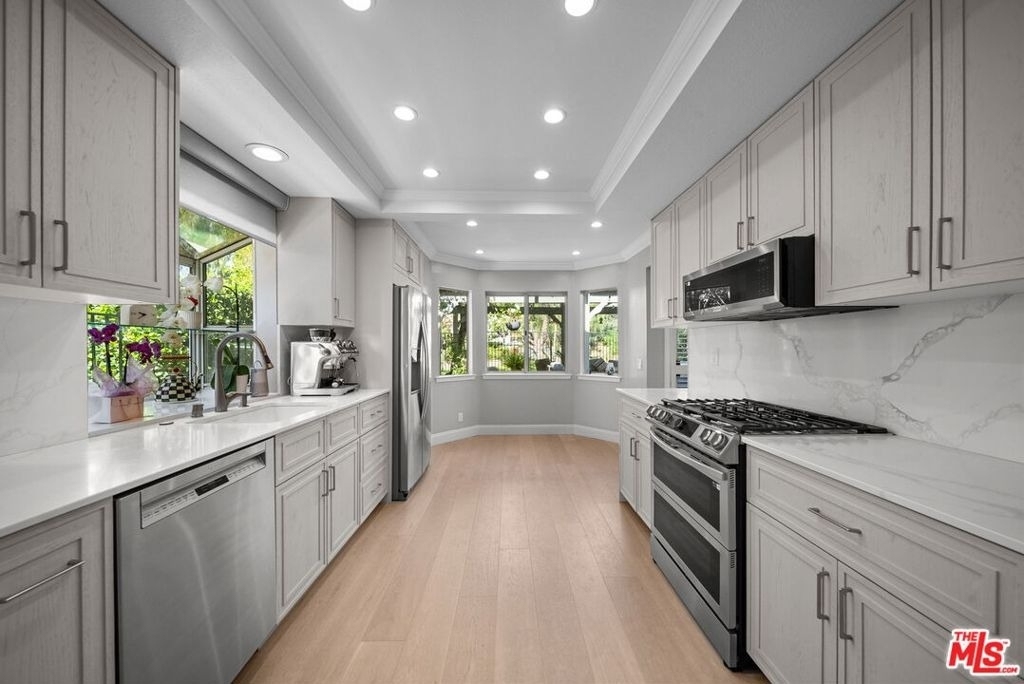 5413 Mark Court - Photo 9