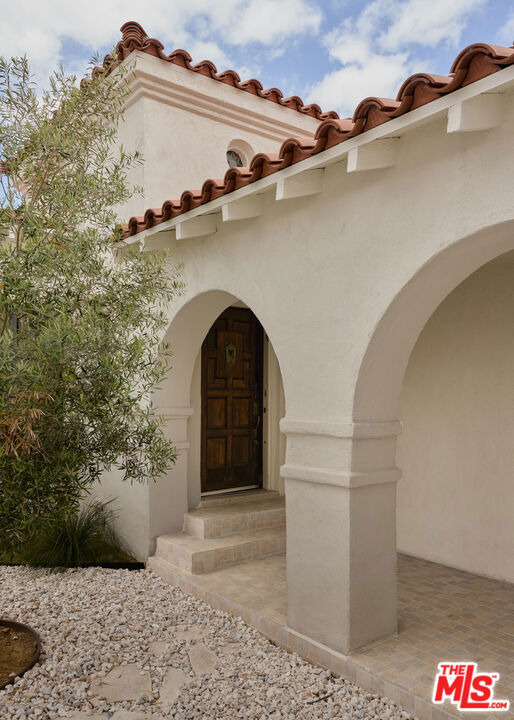 145 N Willaman Drive - Photo 1