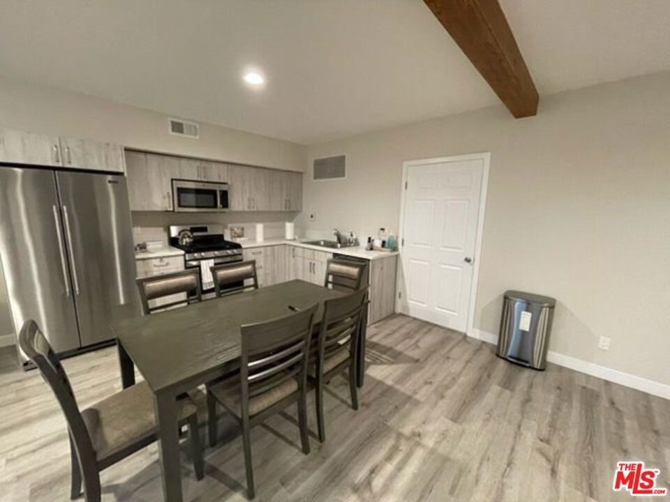 17400 Parthenia Street - Photo 2
