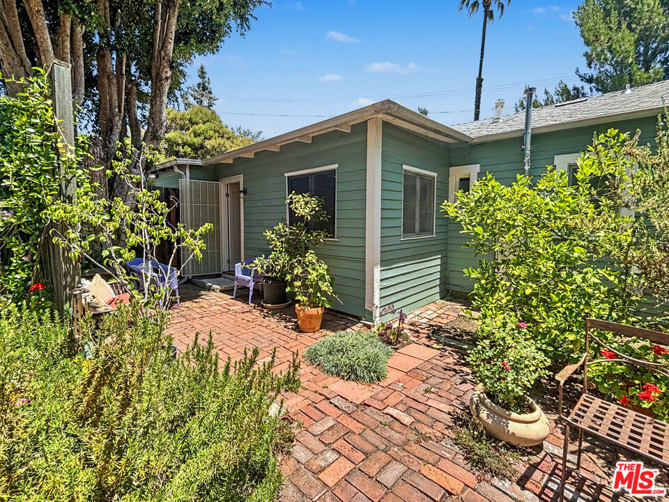 2139 Holly Drive - Photo 23