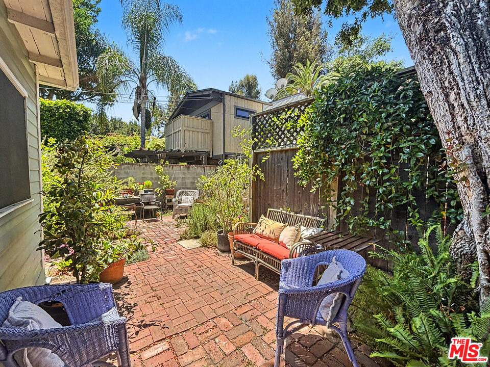 2139 Holly Drive - Photo 21