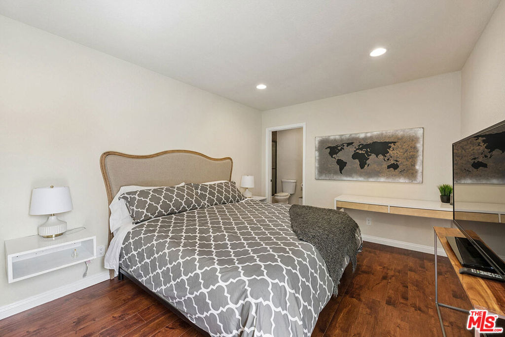3707 Exposition Boulevard - Photo 18