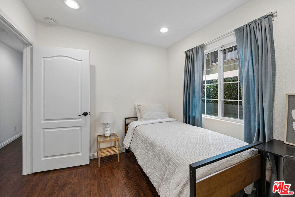 3707 Exposition Boulevard - Photo 13