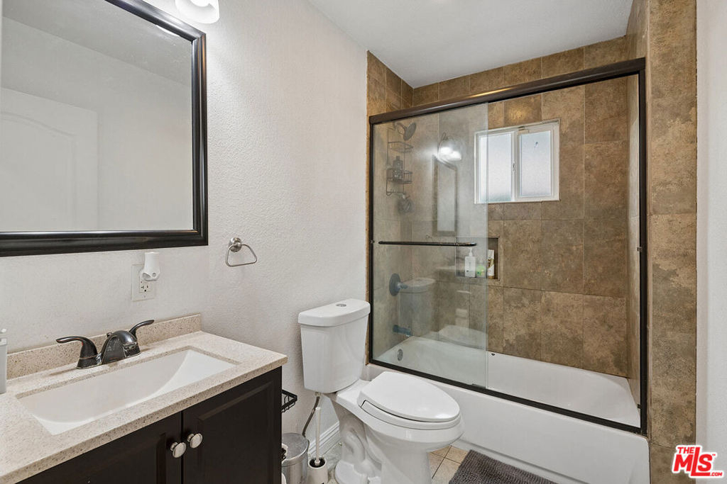 3707 Exposition Boulevard - Photo 11