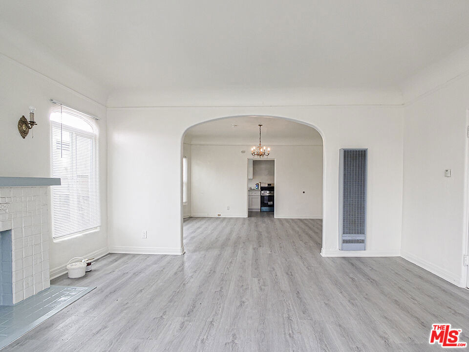 109 S Berendo Street - Photo 6