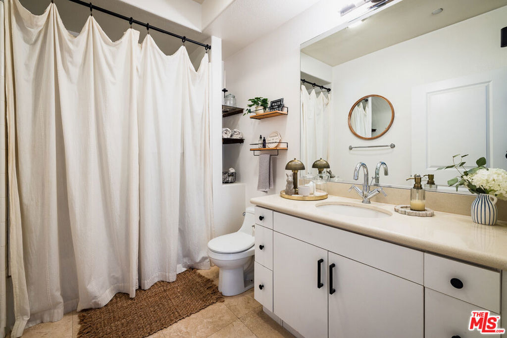 7100 Playa Vista Drive - Photo 10