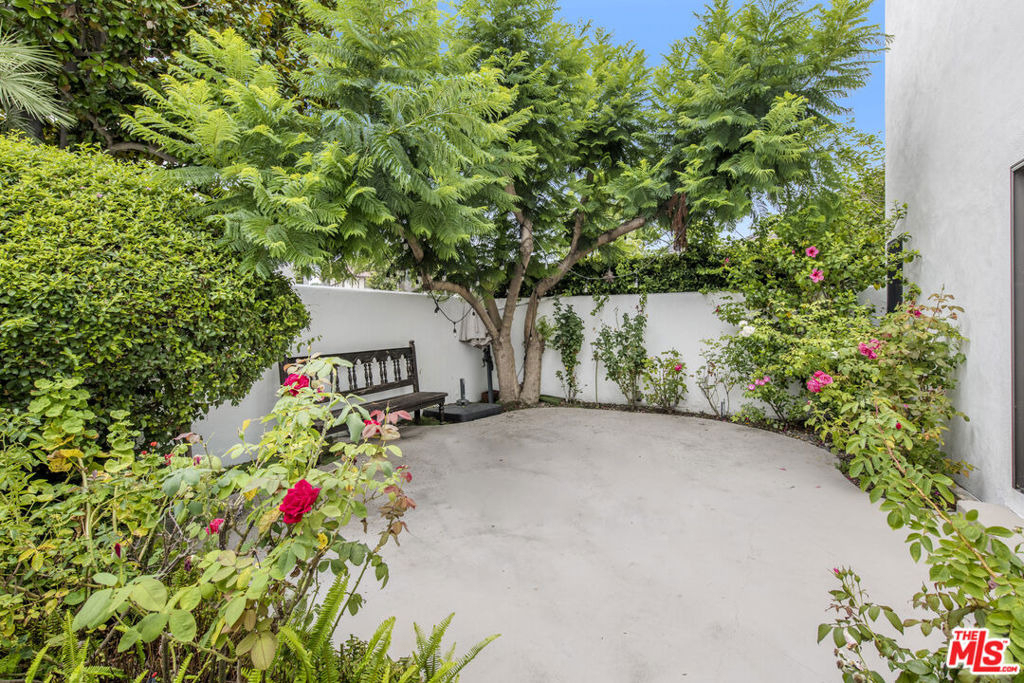 5949 Abernathy Drive - Photo 12