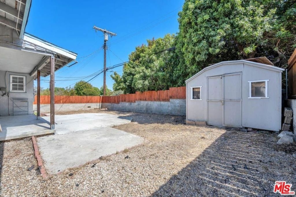 7318 W 88th Street - Photo 30