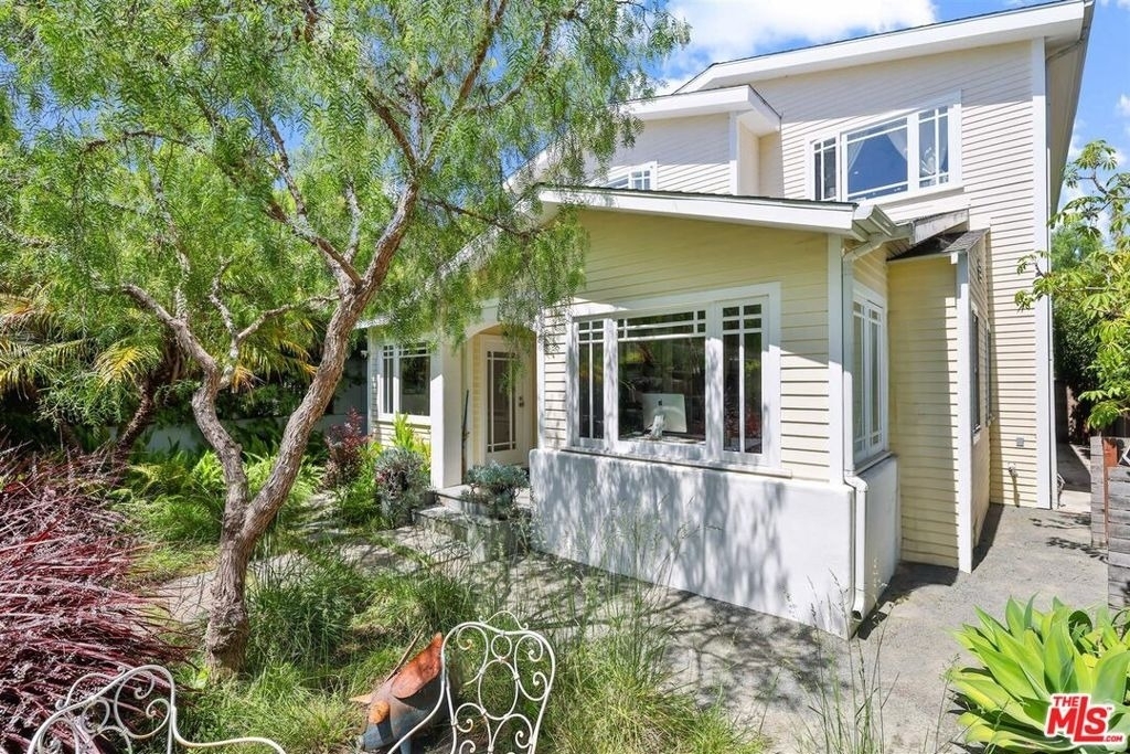 749 Milwood Avenue - Photo 20
