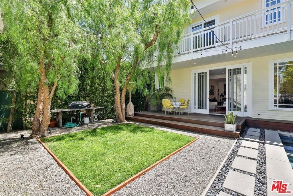 749 Milwood Avenue - Photo 18