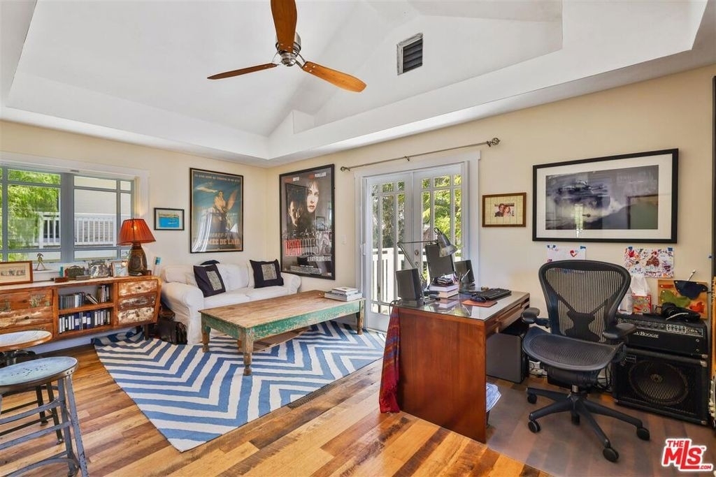 749 Milwood Avenue - Photo 7
