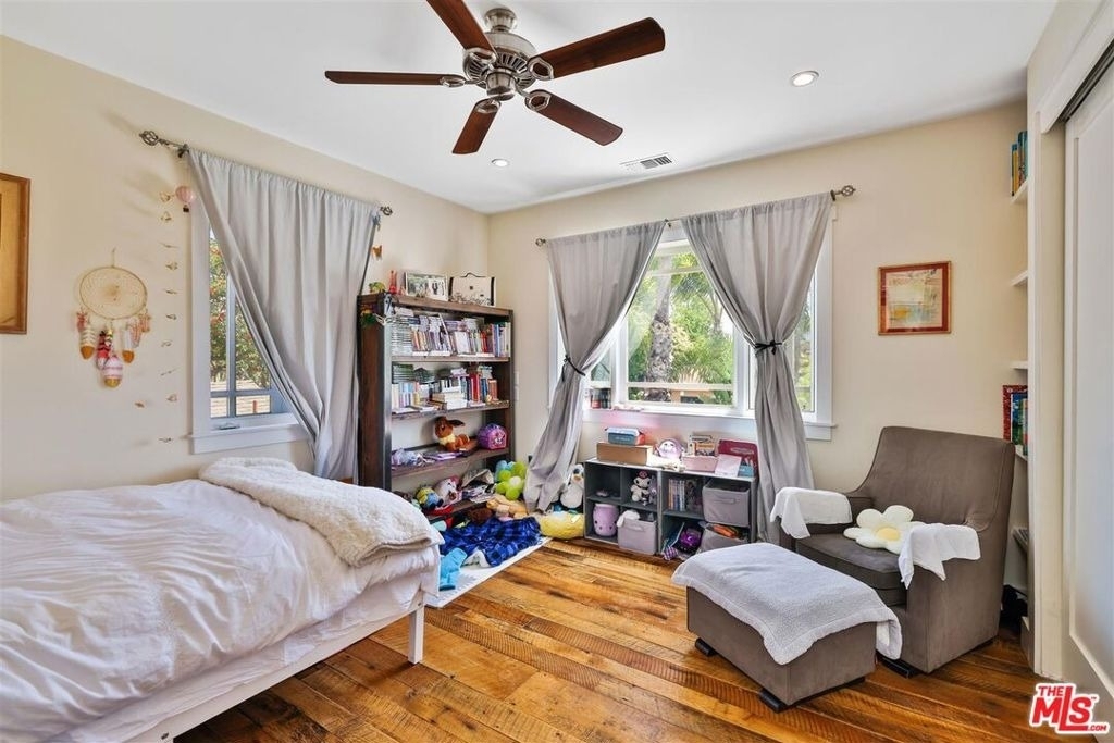 749 Milwood Avenue - Photo 11