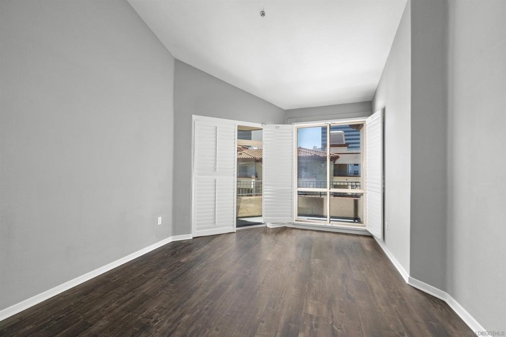 1501 Front St - Photo 8
