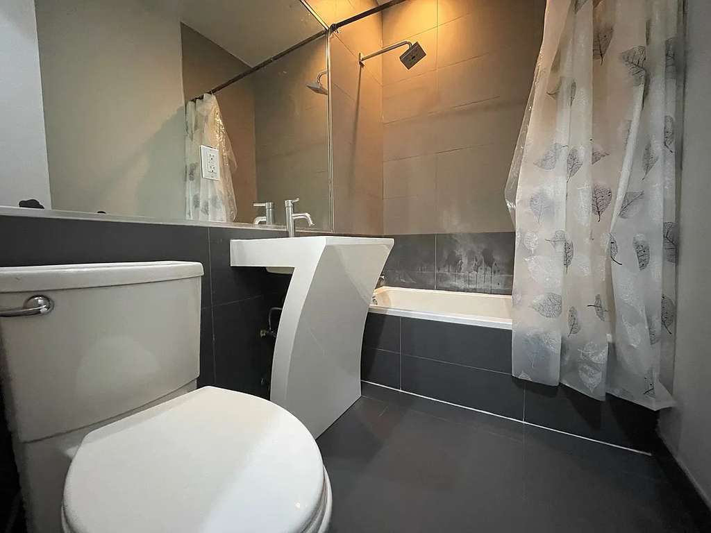 772 Jefferson Avenue - Photo 4