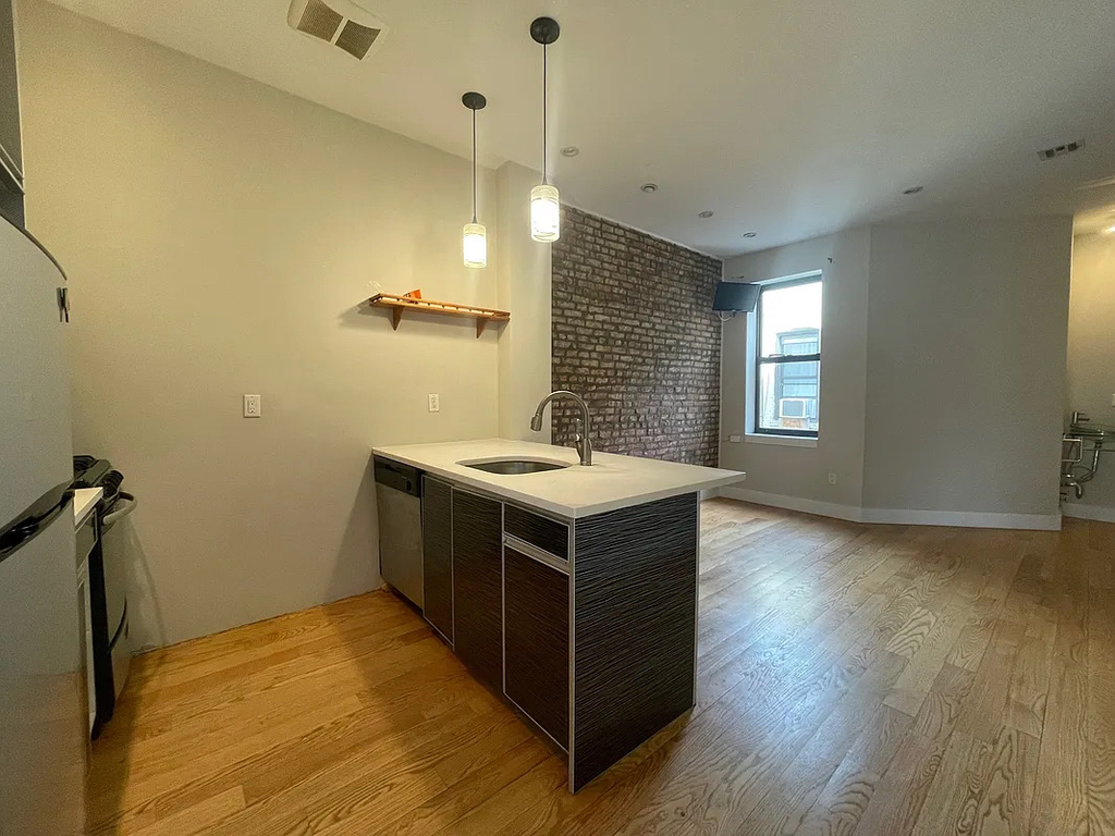772 Jefferson Avenue - Photo 11