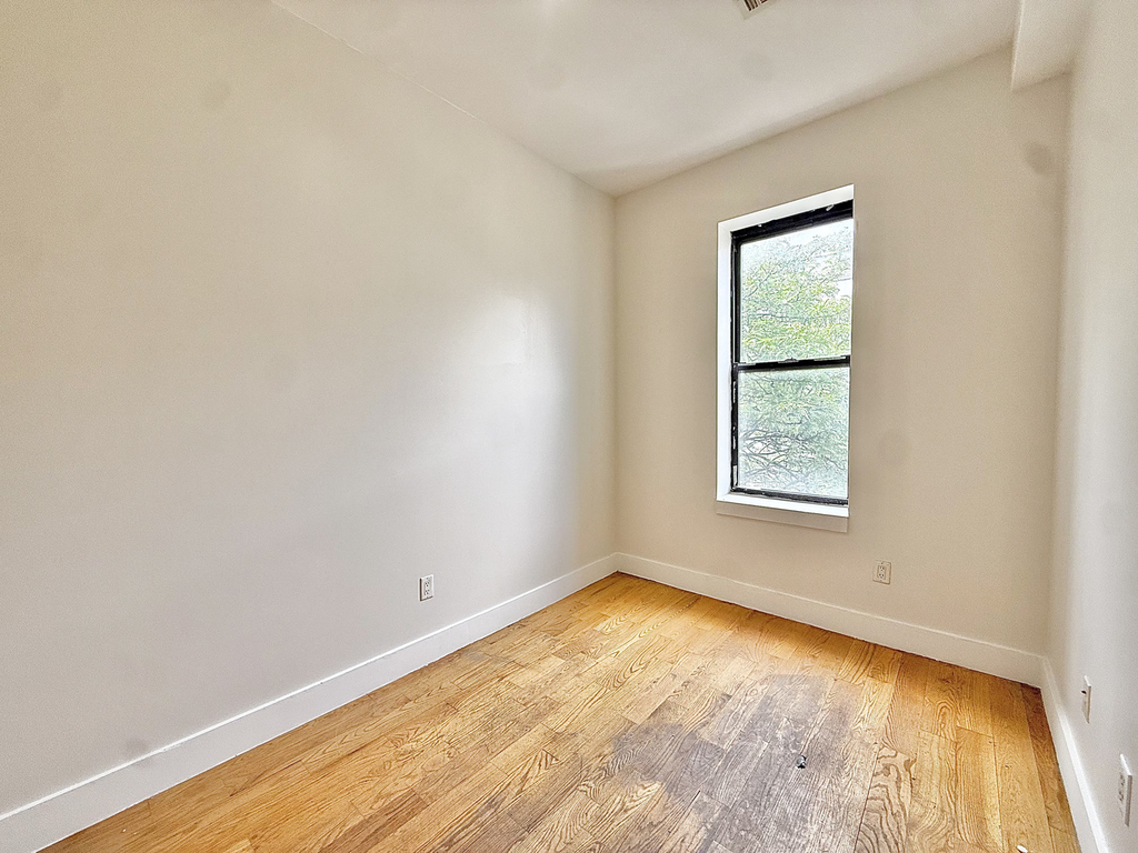 772 Jefferson Avenue - Photo 18
