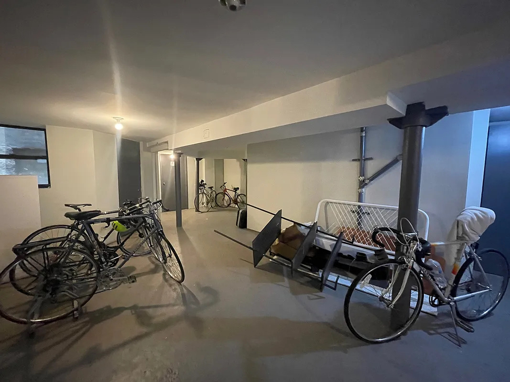 772 Jefferson Avenue - Photo 1