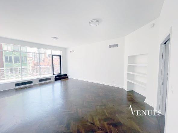 E 69th St, - Photo 7