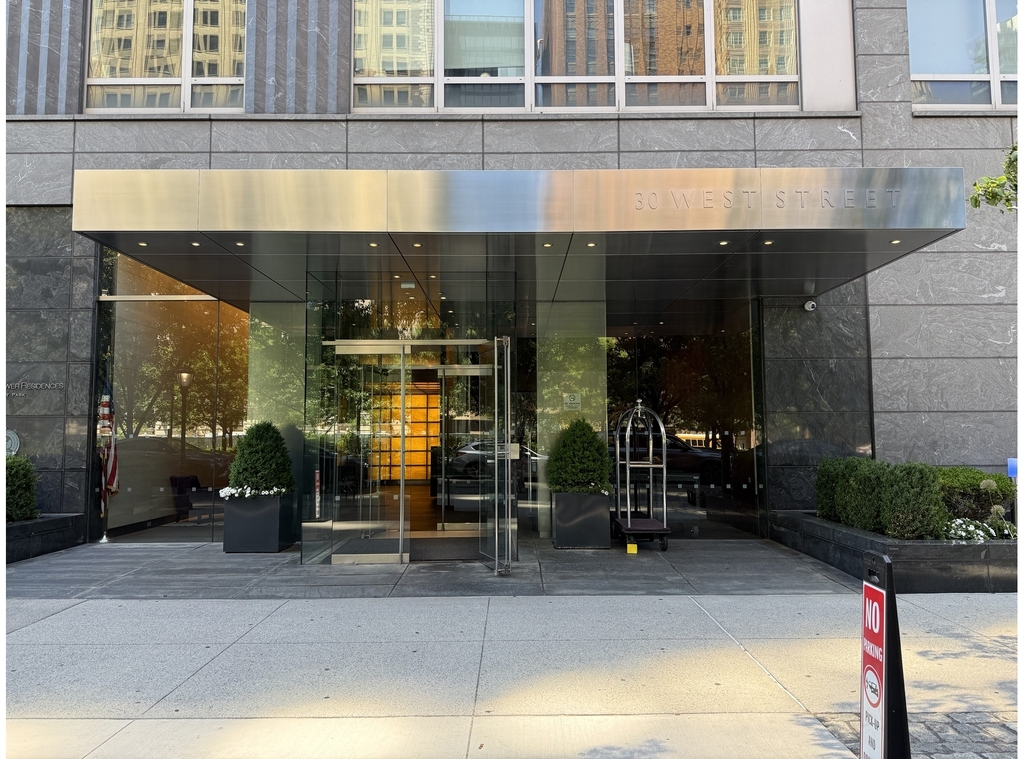 30  West St - Photo 17