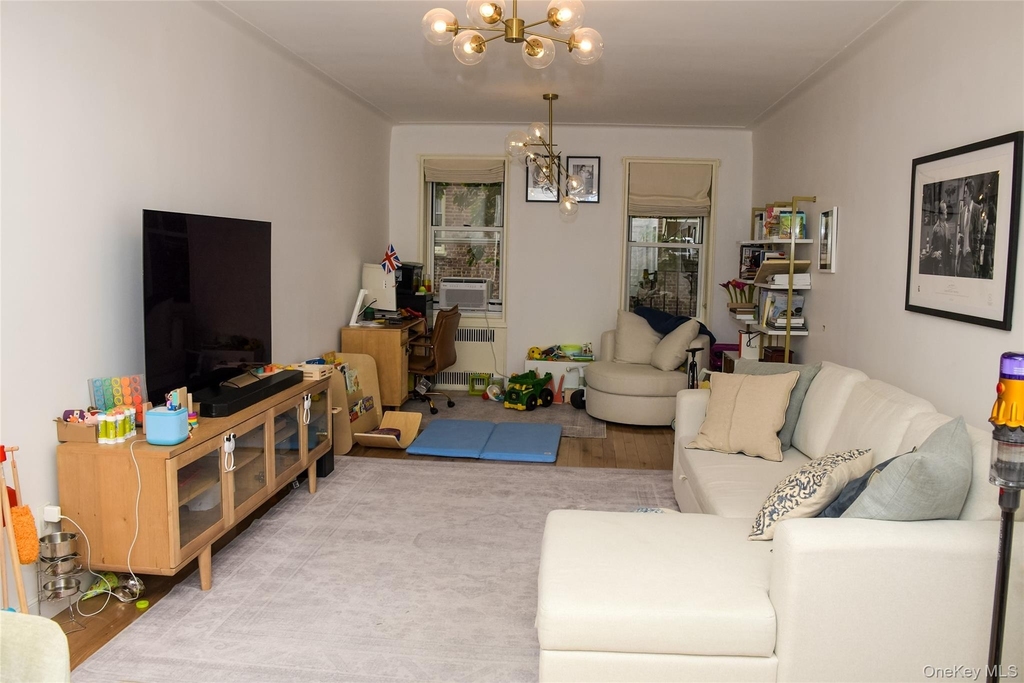 41-30 46th Street - Photo 2