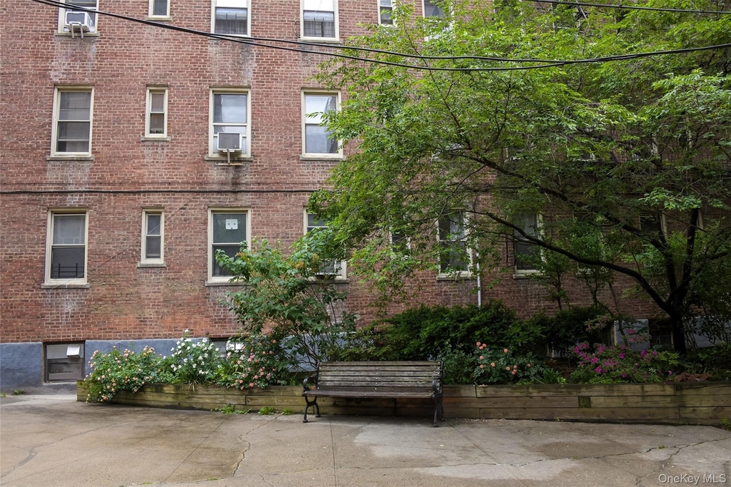 41-30 46th Street - Photo 13