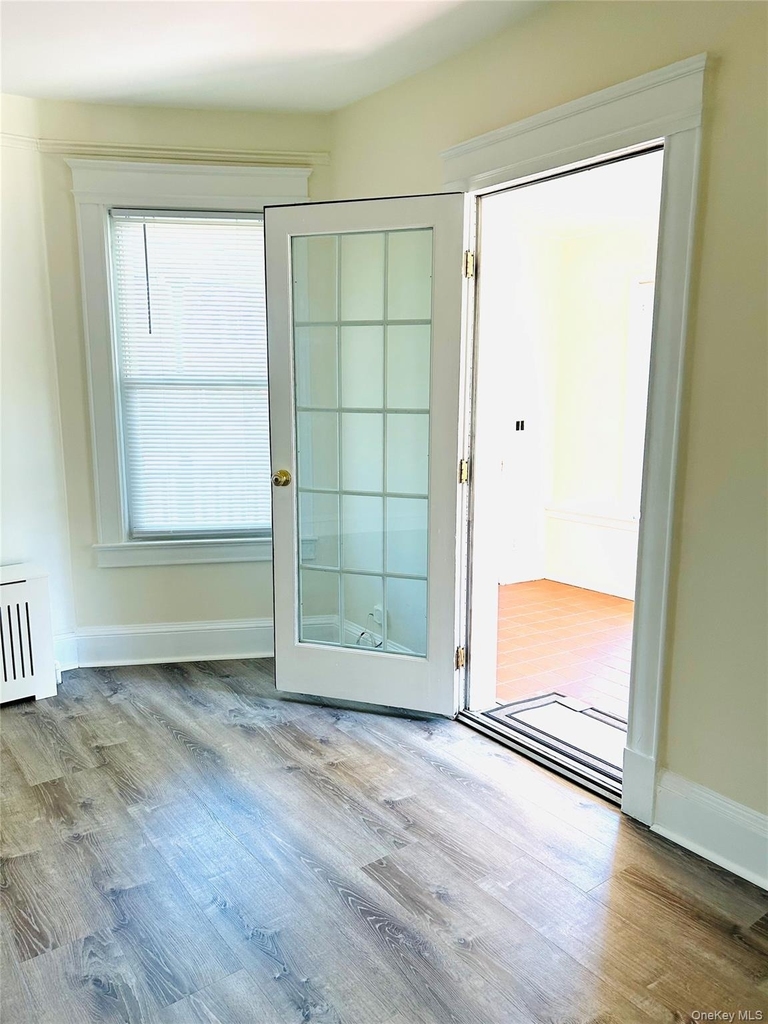 46 Totten Place - Photo 7