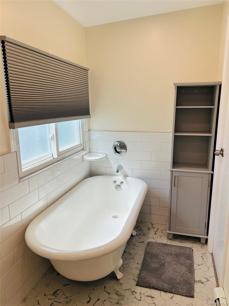 46 Totten Place - Photo 15