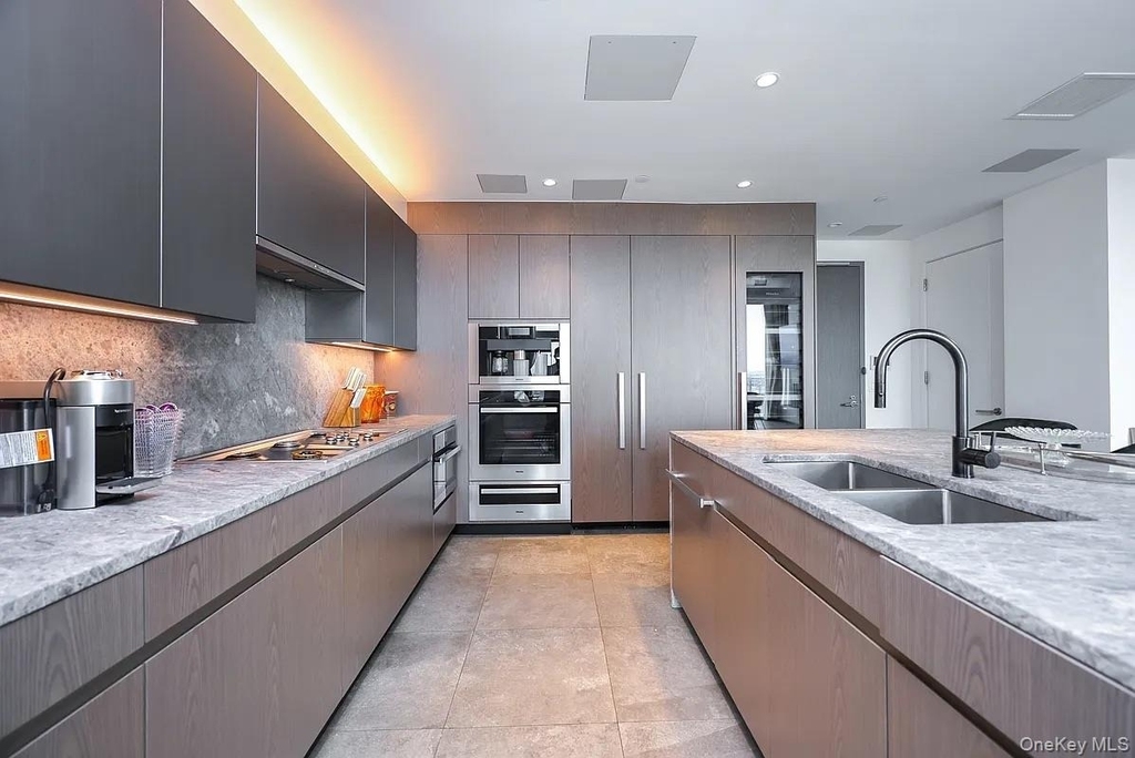 133-36 37th Avenue - Photo 3