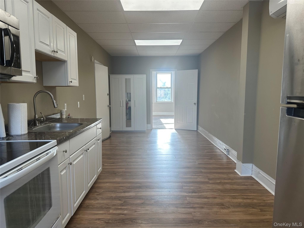 19 North Street - Photo 2