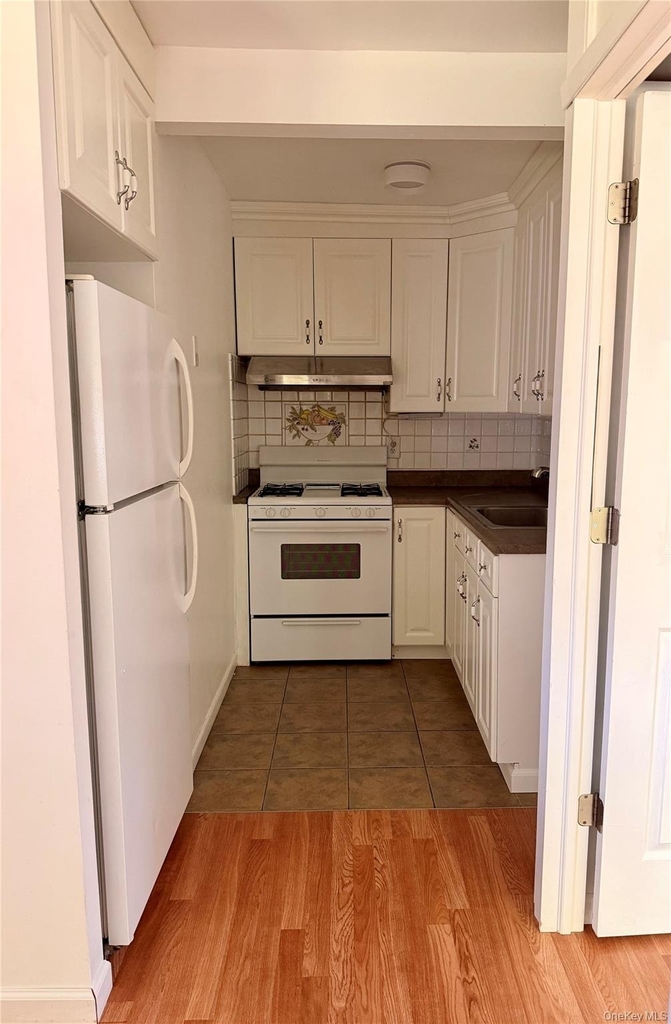 21618 39th Avenue - Photo 4