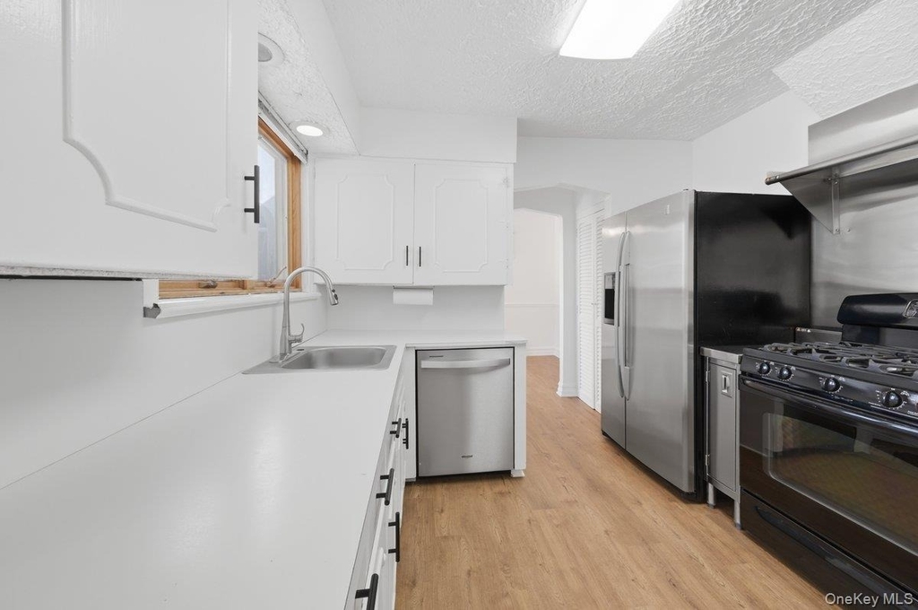 54 Vernon Parkway - Photo 4