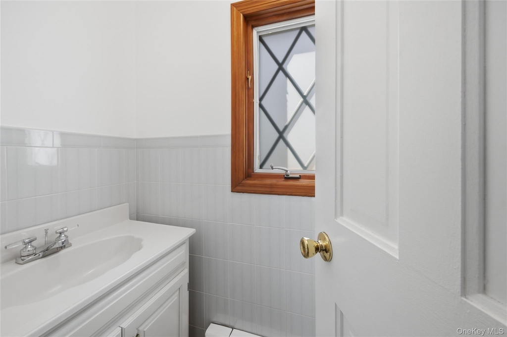 54 Vernon Parkway - Photo 7