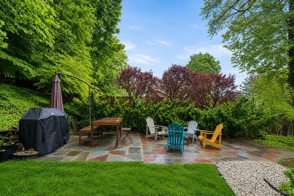 20 Dorchester Drive - Photo 13