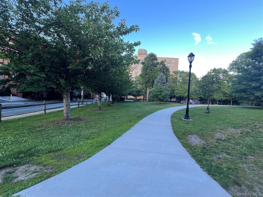 16 Lake Street - Photo 21