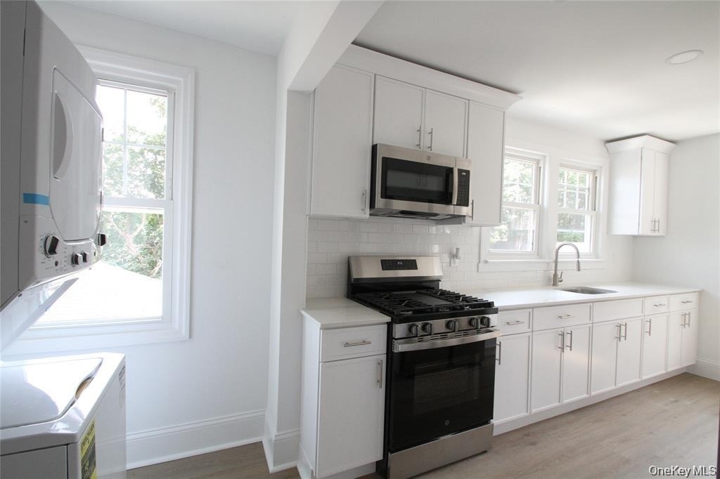 344 Roslyn Ave - Photo 7