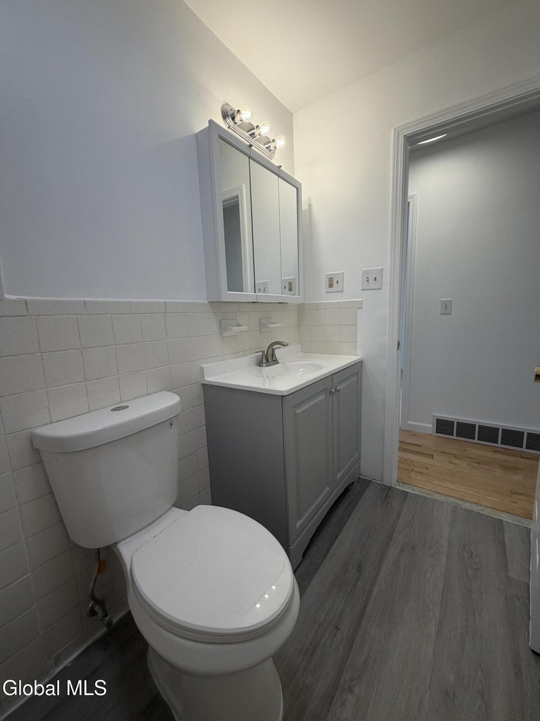 5 Saybrook Drive - Photo 10