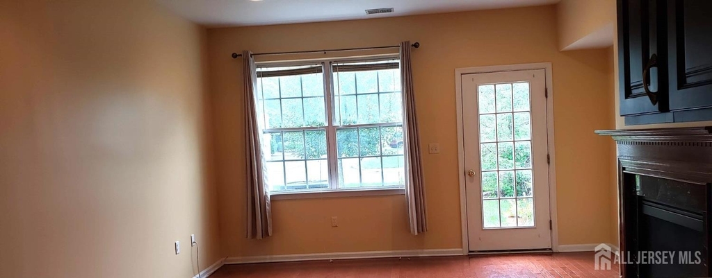 4 Blake Drive - Photo 8