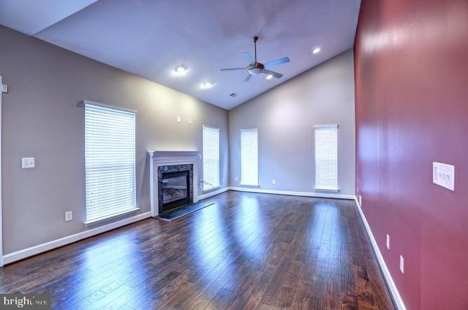21441 Humbolt Square - Photo 3