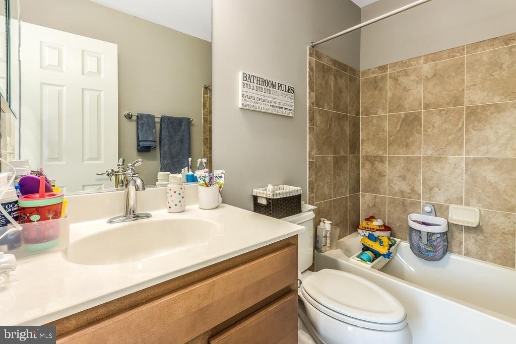 42674 Orefield Terrace - Photo 11