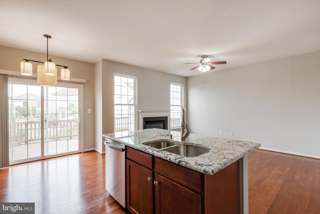 25286 Mcintyre Square - Photo 17