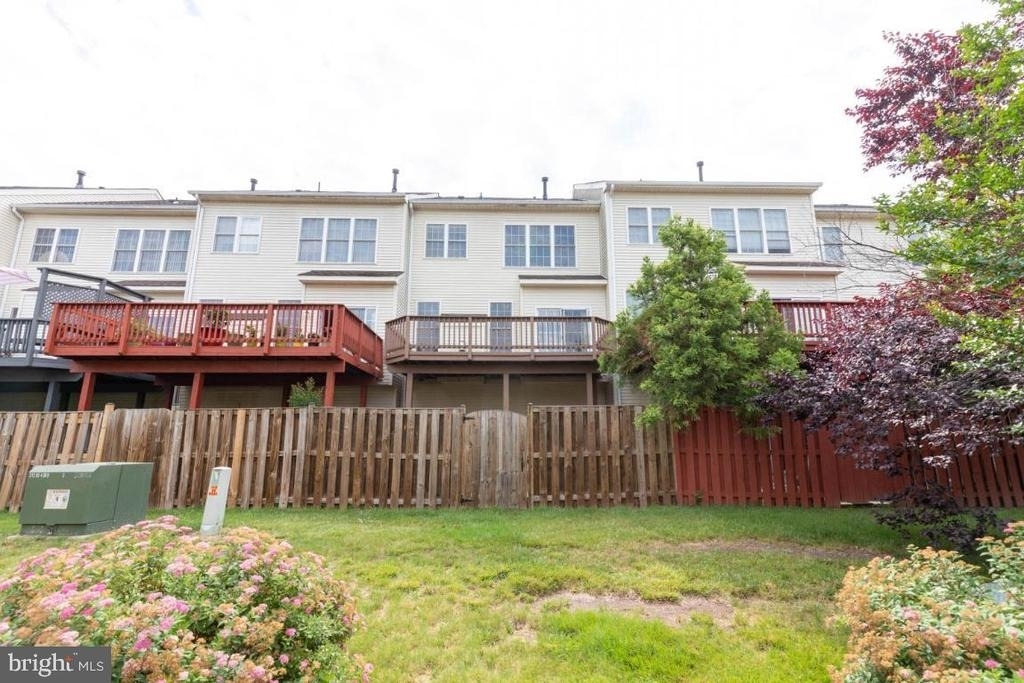 25286 Mcintyre Square - Photo 34