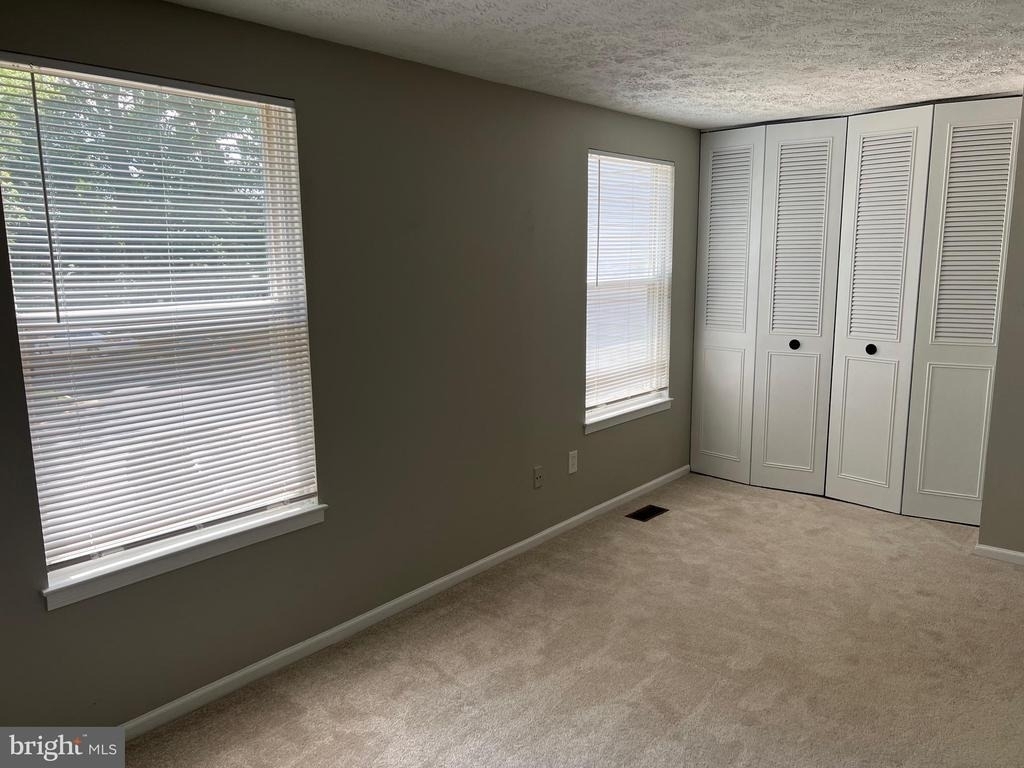 14582 Olde Kent Road - Photo 3