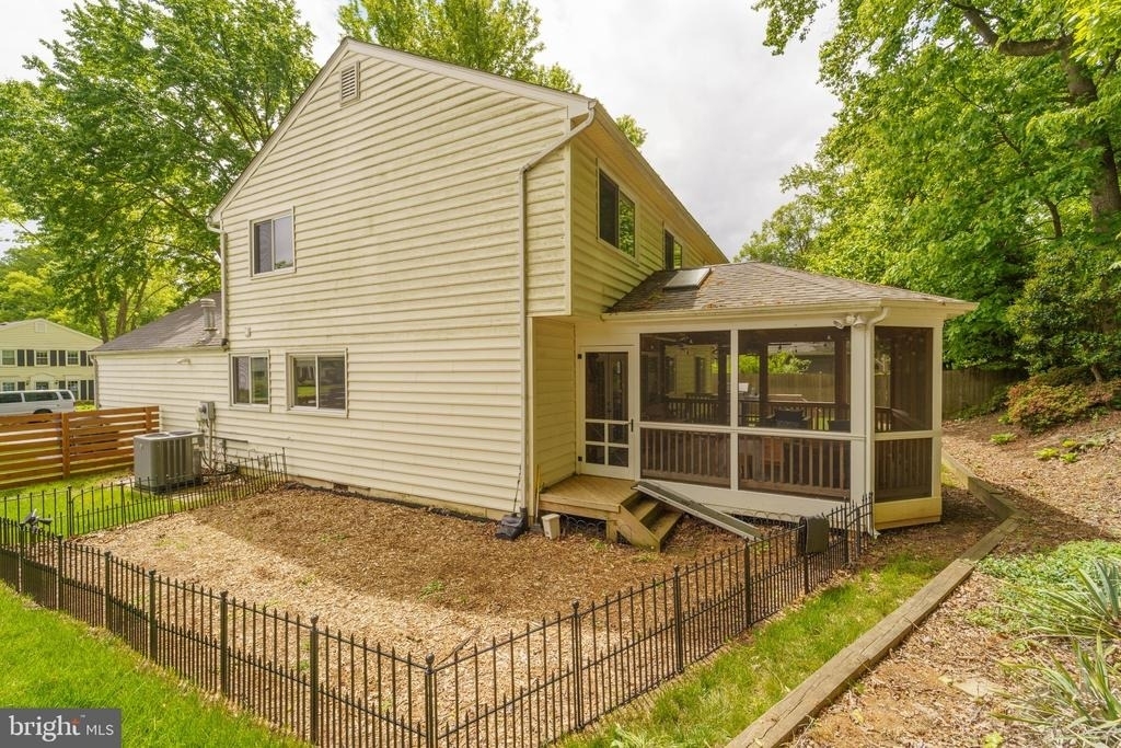 6224 Capella Avenue - Photo 26