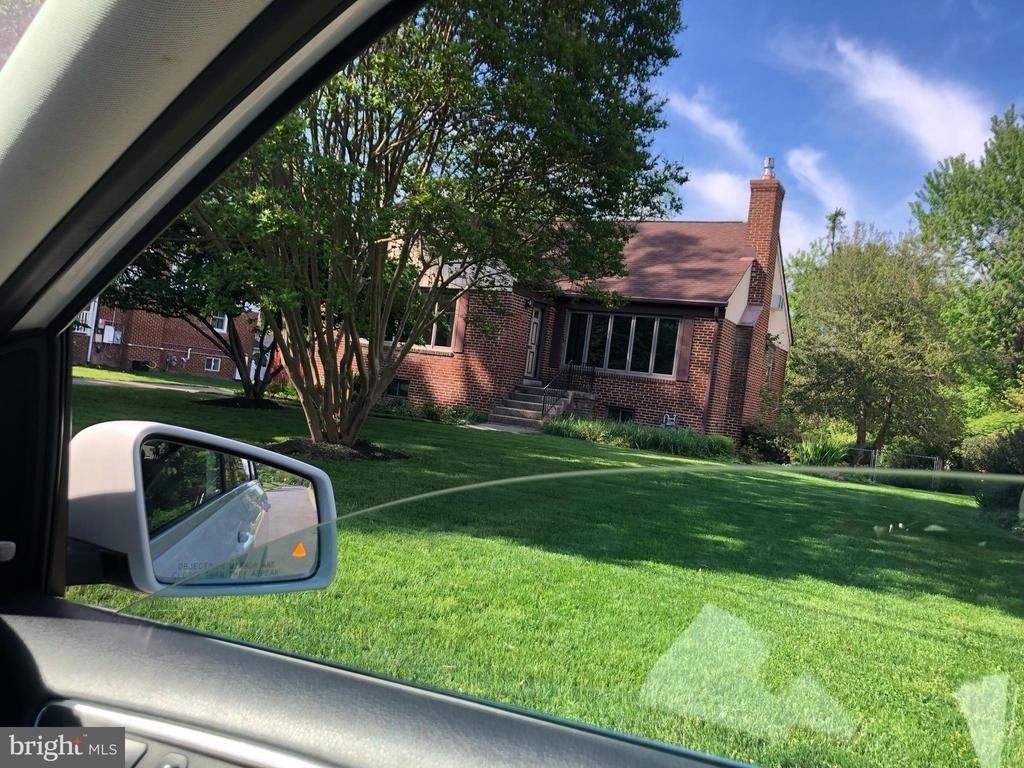6700 Kirkley Avenue - Photo 1