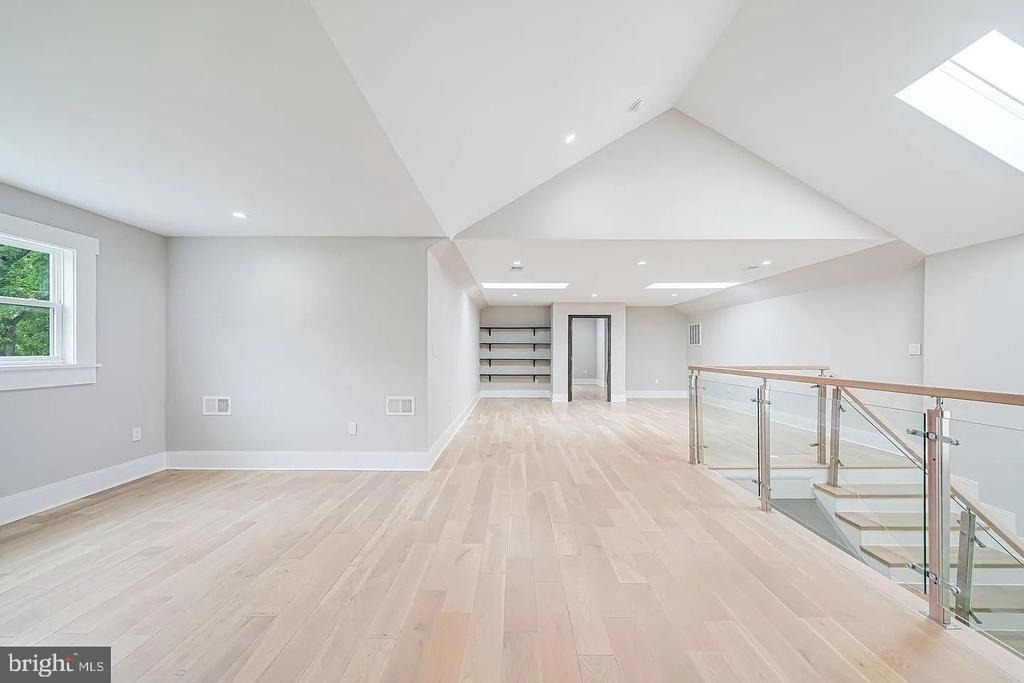 9908 Blake Lane - Photo 10