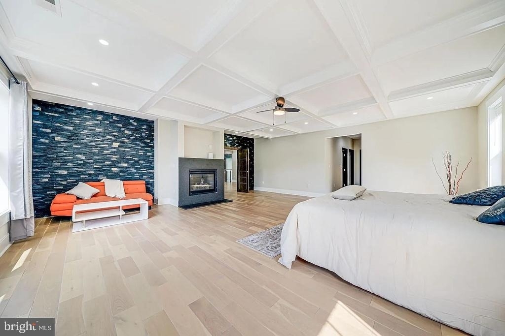 9908 Blake Lane - Photo 20