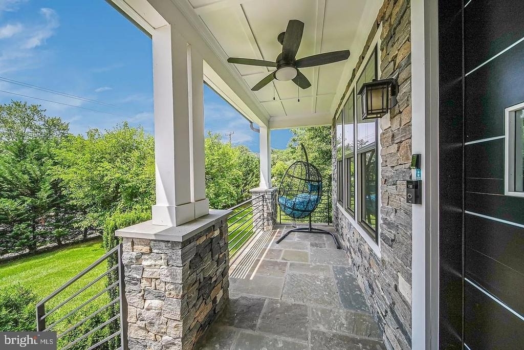 9908 Blake Lane - Photo 1